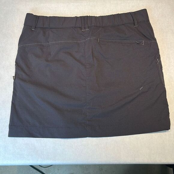 Eddie Bauer Sport Skort Size Medium Petite MP Active Fit Gray - Picture 3 of 5